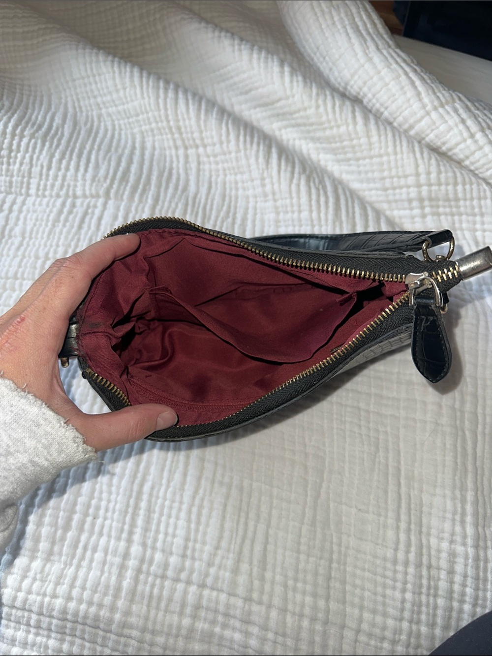 Source Unknown Black Croc-Embossed Shoulder Bag - Picture 2 of 3